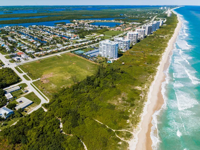 New York City Real Estate | View 2600 N Highway A1a | Listing | View 6