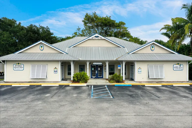947 NE Jensen Beach Boulevard Jensen Beach FL 34957 Property for