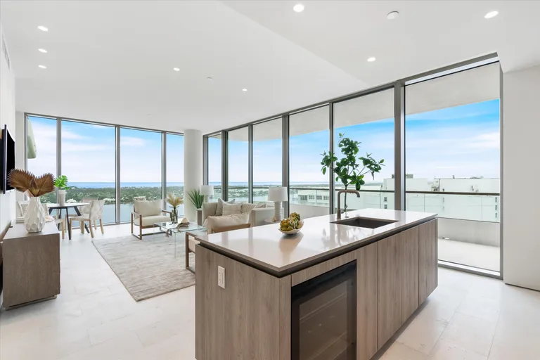 200 Arkona Court 1702, West Palm Beach, FL 33401 Property for sale