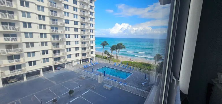 New York City Real Estate | View 3301 S Ocean Boulevard, 406 | Listing | View 25