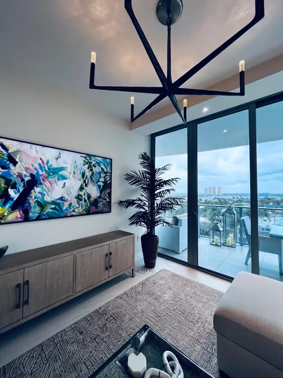 New York City Real Estate | View 3100 N Ocean Dr, 706 | Listing | View 4