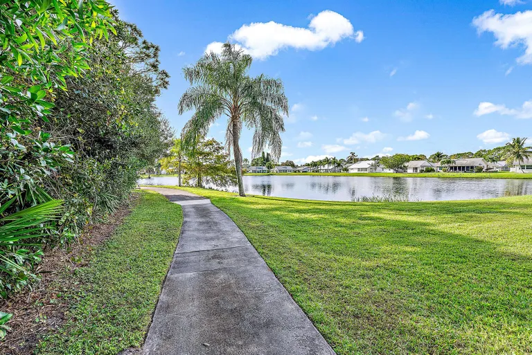 6771 SE Lillian Court Stuart FL 34997 Property for sale
