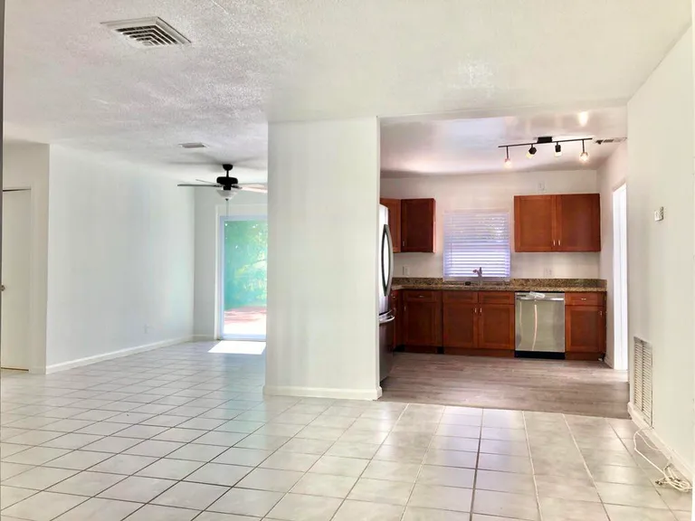 2712 Lake Ida Road, Delray Beach, FL 33445 Property for rent