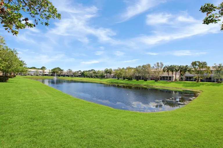 145 Timberwalk Trail, Jupiter, FL 33458 Property for sale