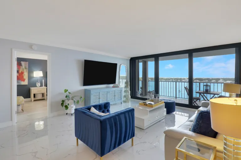 New York City Real Estate | View 130 Lakeshore Drive, 1121 | Listing | View 14