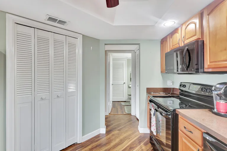 100 Weybridge Circle C, Royal Palm Beach, FL 33411 Property for sale