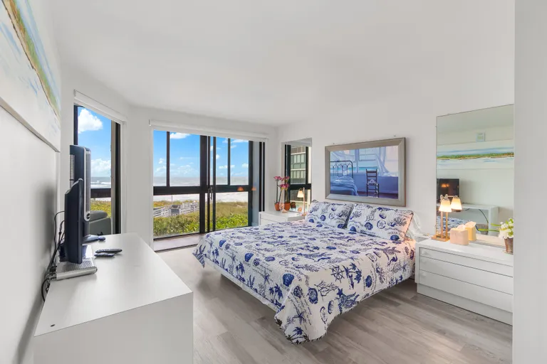 New York City Real Estate | View 2375 NE Ocean Boulevard, 202 -E | Listing | View 11