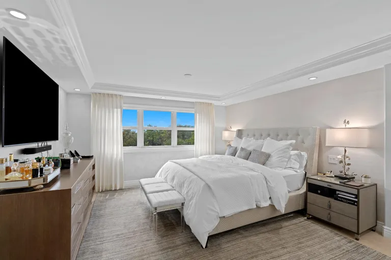 New York City Real Estate | View 4605 S Ocean Boulevard, 2b/3b | Listing | View 15