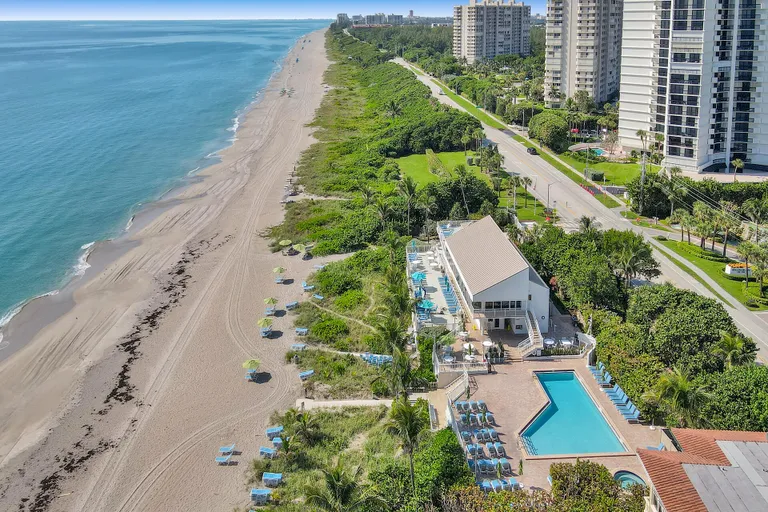 New York City Real Estate | View 4748 S Ocean Boulevard, 14-A | Listing | View 7