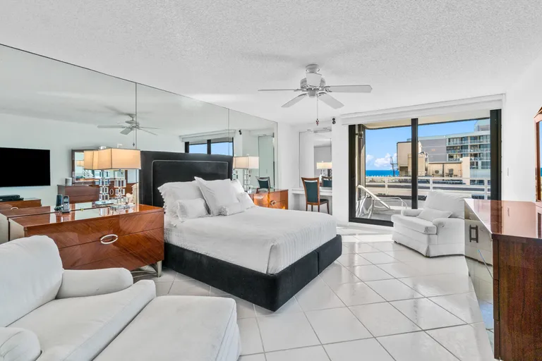 New York City Real Estate | View 2901 S Ocean Boulevard, 803 | Listing | View 24
