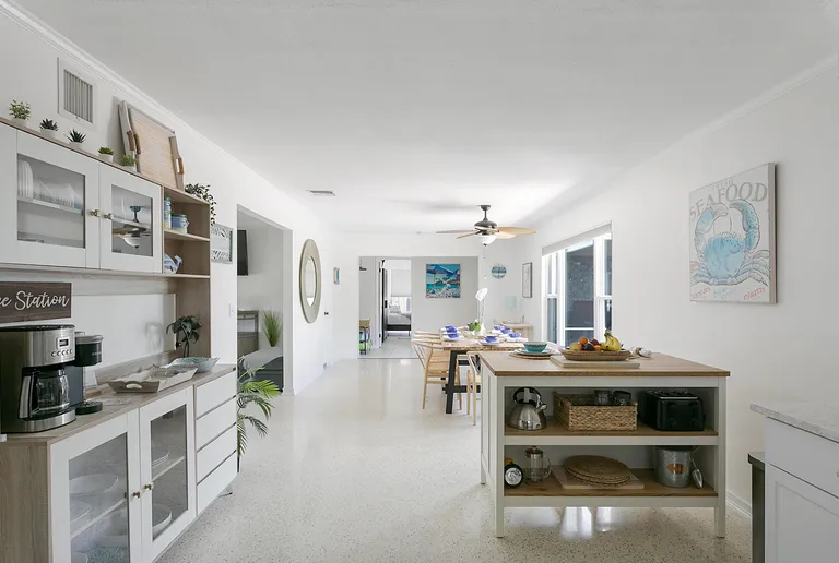 New York City Real Estate | View 2293 Edgewater Drive | Listing | View 6