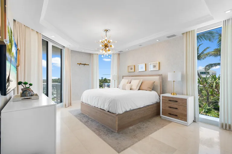 New York City Real Estate | View 2700 N Ocean Drive, 205 | Listing | View 17