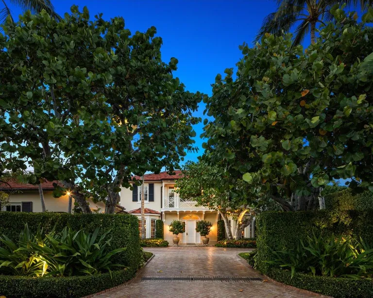 South Florida Real Estate | View 259 Merrain Road | Listing | View 3