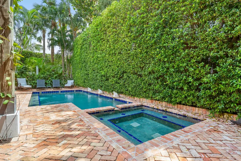 South Florida Real Estate | View 420 Brazilian Avenue | Listing | View 61