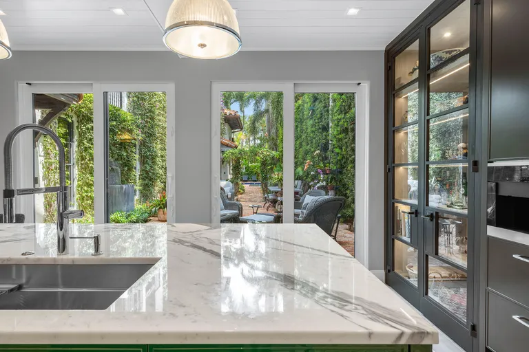 South Florida Real Estate | View 420 Brazilian Avenue | Listing | View 28