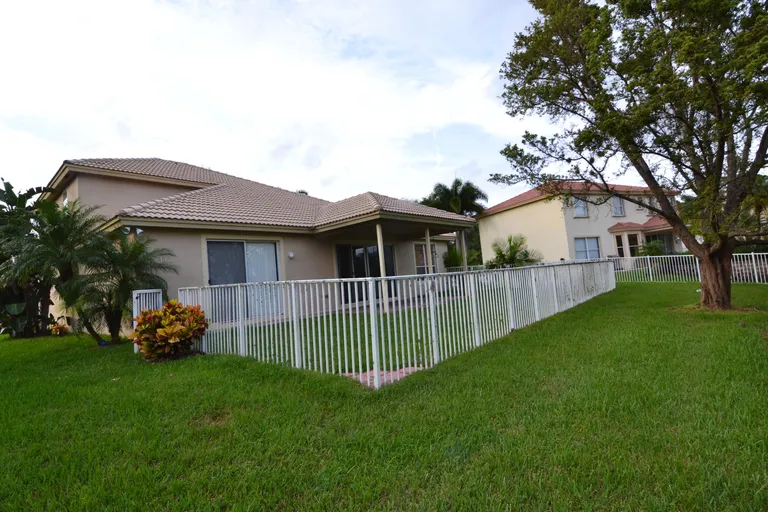 1401 SE Legacy Cove Circle, Stuart, FL 34997 Property for sale
