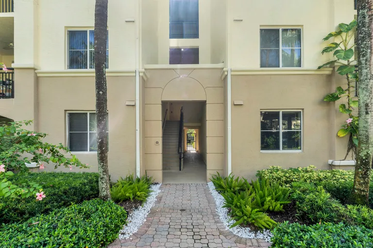 1411 Renaissance Way #411, Boynton Beach, FL 33426 Property for sale