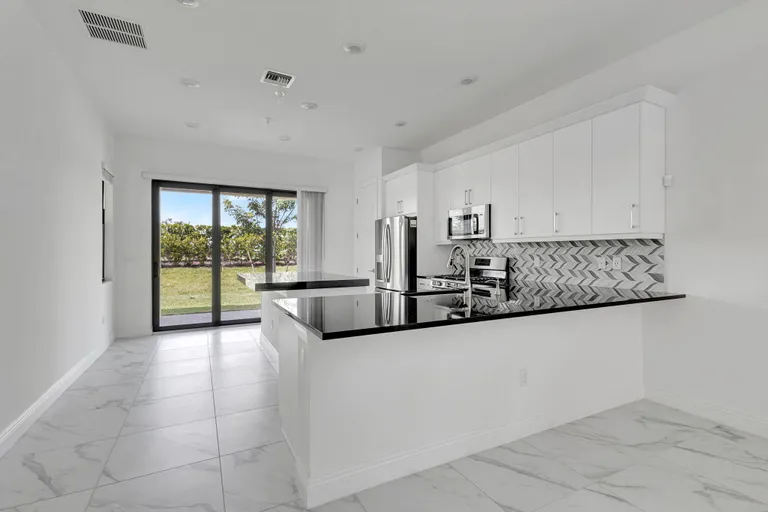 New York City Real Estate | View 15878 Key Biscayne Lane | Listing | View 11