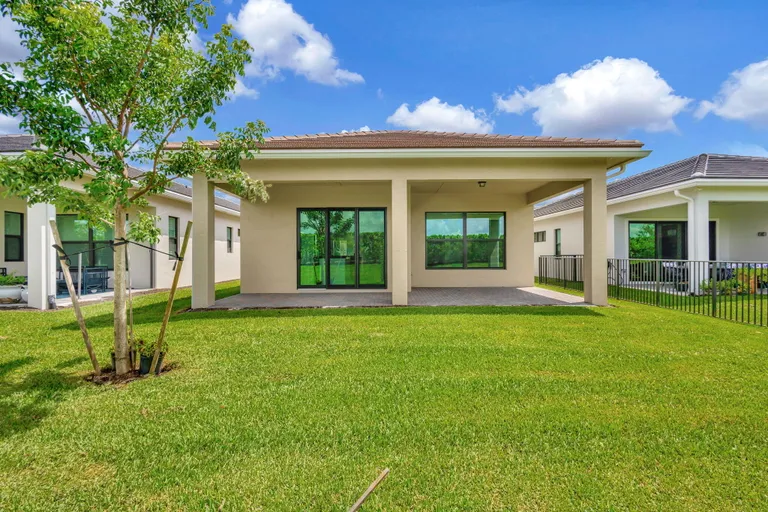 New York City Real Estate | View 15878 Key Biscayne Lane | Listing | View 3