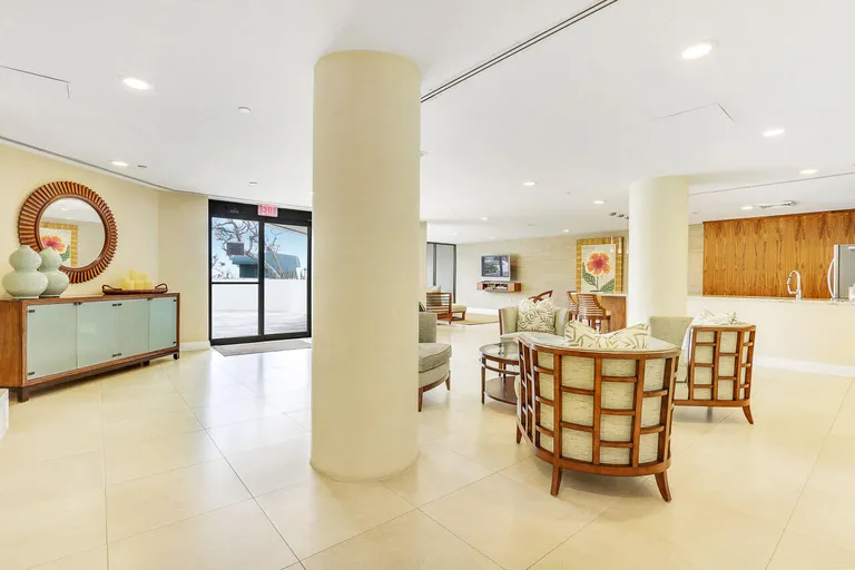 New York City Real Estate | View 5070 N Ocean Drive, 6b | Listing | View 32