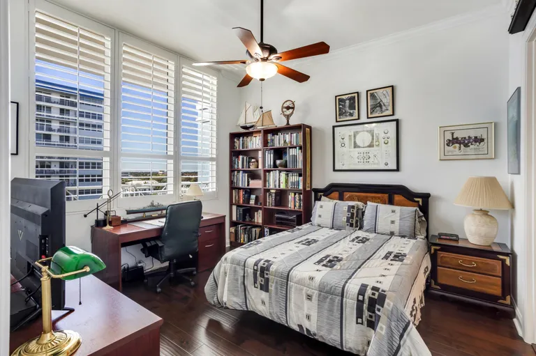 South Florida Real Estate | View 701 SE 21st Avenue, 503 | Listing | View 18