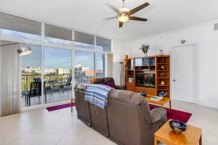 South Florida Real Estate | View 701 SE 21st Avenue, 503 | Listing | View 9