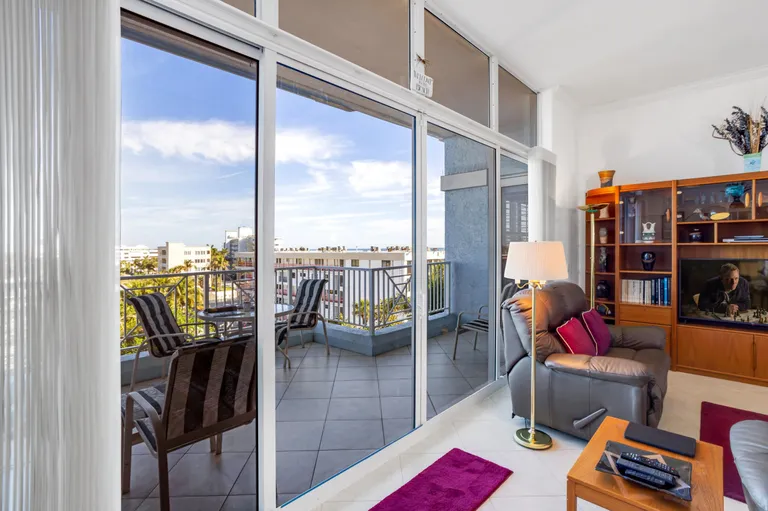 South Florida Real Estate | View 701 SE 21st Avenue, 503 | Listing | View 8