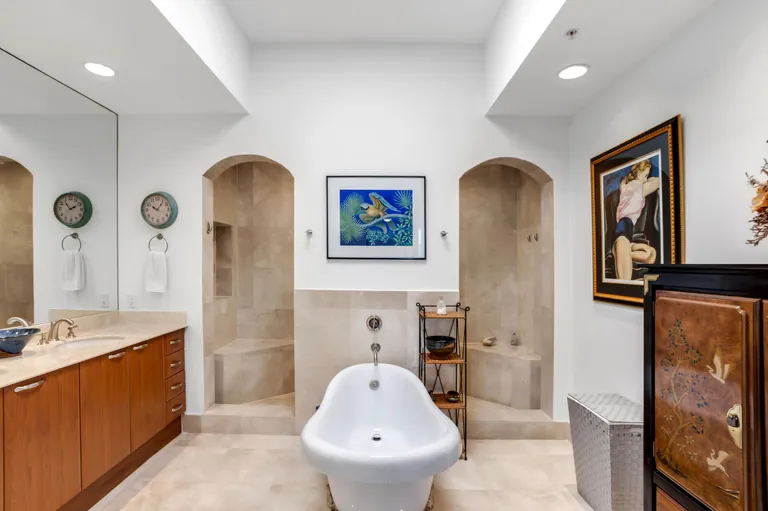 South Florida Real Estate | View 701 SE 21st Avenue, 503 | Listing | View 17