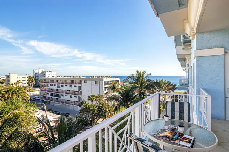 South Florida Real Estate | View 701 SE 21st Avenue, 503 | Listing | View 3