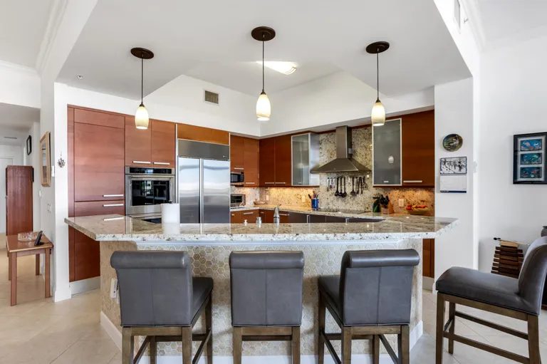 South Florida Real Estate | View 701 SE 21st Avenue, 503 | Listing | View 10