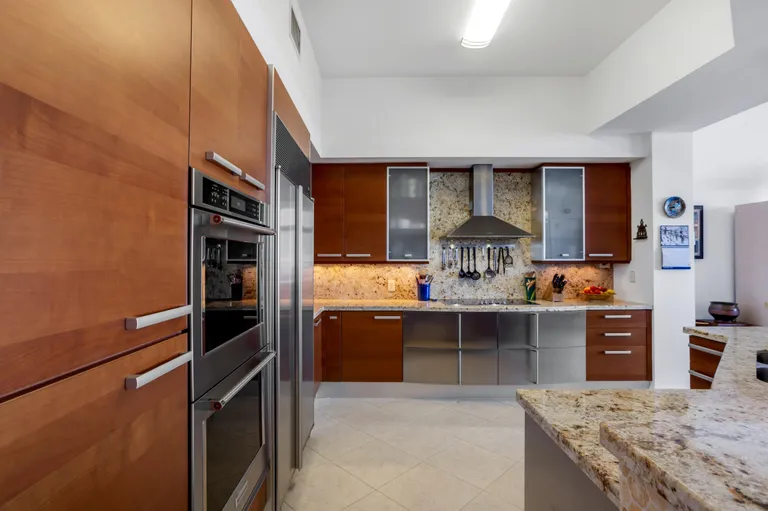 South Florida Real Estate | View 701 SE 21st Avenue, 503 | Listing | View 12