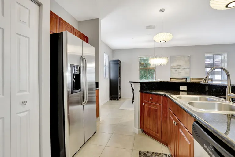 South Florida Real Estate | View 4720 Mimosa Place, 904 | Listing | View 12