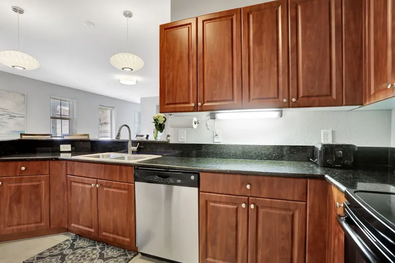South Florida Real Estate | View 4720 Mimosa Place, 904 | Listing | View 11