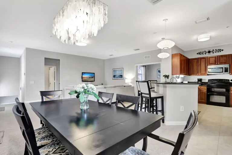 South Florida Real Estate | View 4720 Mimosa Place, 904 | Listing | View 6