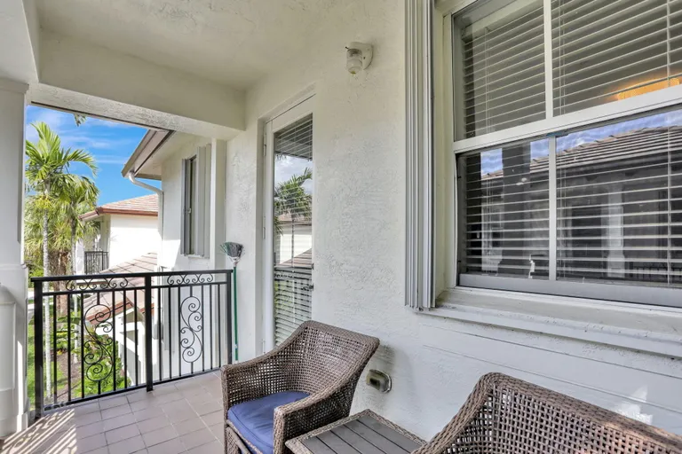 South Florida Real Estate | View 4720 Mimosa Place, 904 | Listing | View 32