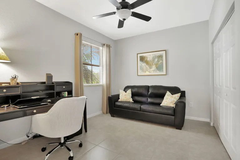 South Florida Real Estate | View 4720 Mimosa Place, 904 | Listing | View 15