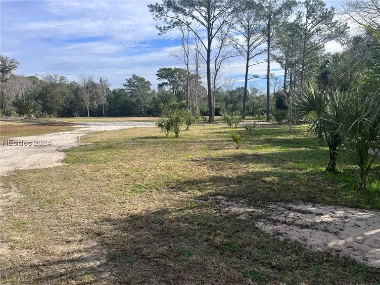 44 Meadowbrook Drive S, Beaufort, SC 29907 Property for sale