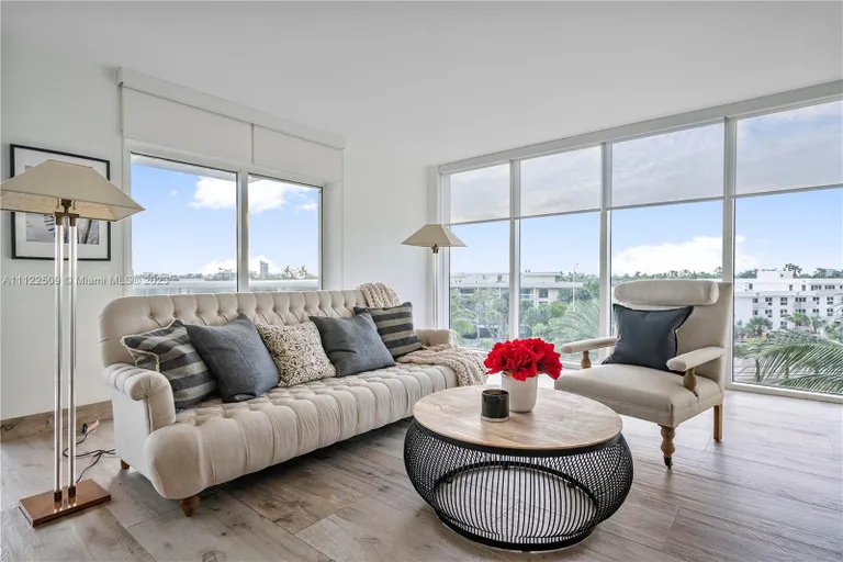 New York City Real Estate | View 10275 Collins Ave, 322 | Listing | View 8