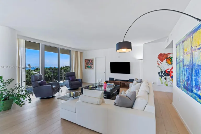 New York City Real Estate | View 1 Collins Ave, 508 | Listing | View 3