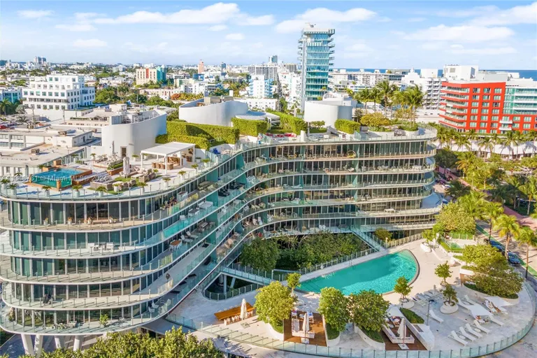 South Florida Real Estate | View 1 Collins Ave, 204 | 3 Beds, 2 Baths | View 1