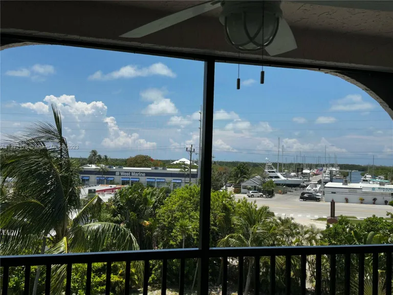 New York City Real Estate | View 1998 Overseas Hwy, A33 | Listing | View 15