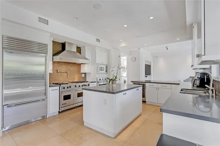 New York City Real Estate | View 350 Redwood Ln | Listing | View 13