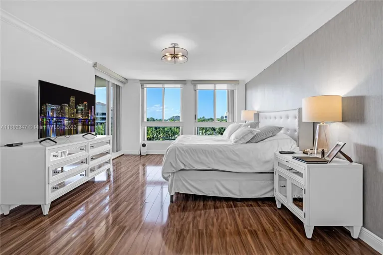 New York City Real Estate | View 765 Crandon Blvd, 405 | Listing | View 7