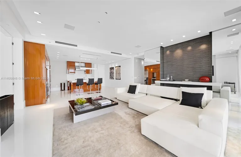 New York City Real Estate | View 9701 Collins Ave, 1405S | 2 Beds, 2 Baths | View 1