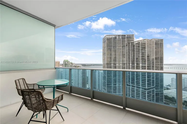 New York City Real Estate | View 200 Biscayne Boulevard Way, 4406 | 1 Bed, 1 Bath | View 1