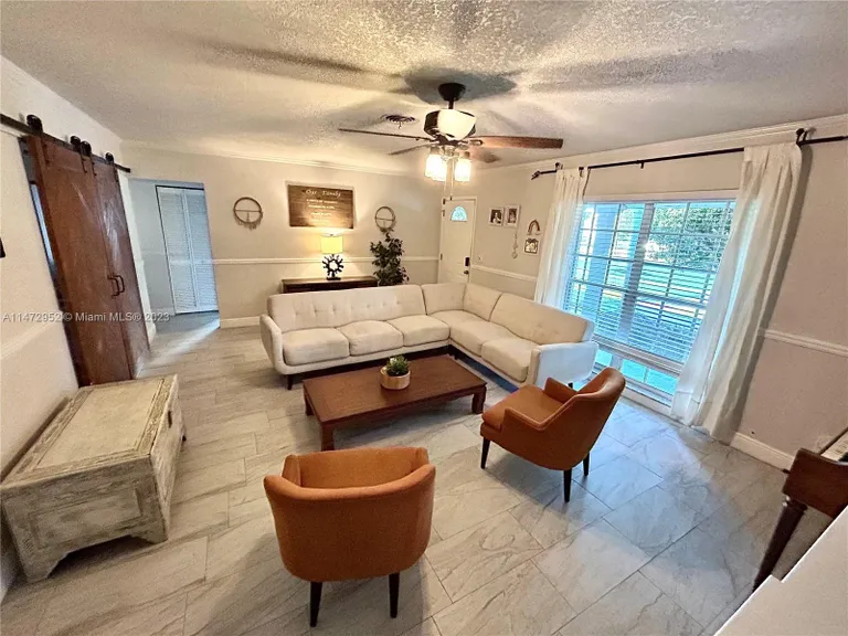 5408 Jackson St, Hollywood, FL 33021 Property for sale