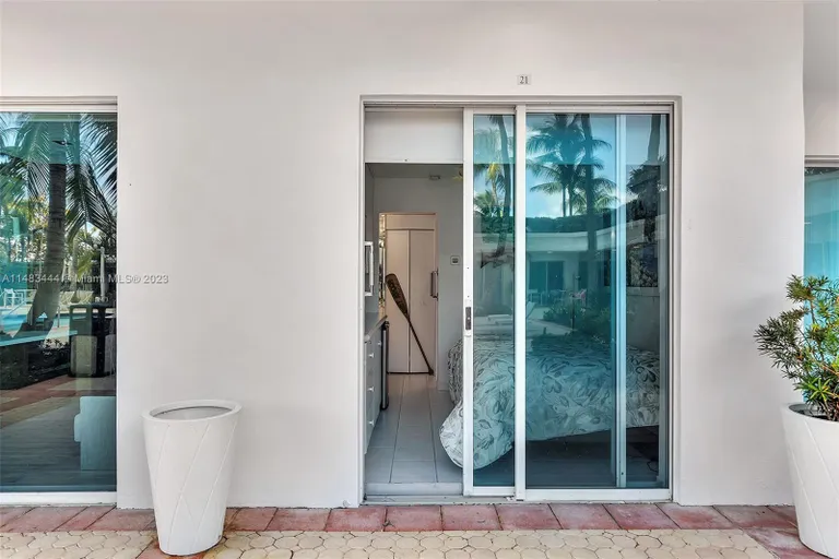 New York City Real Estate | View 10101 Collins Ave, 11D +cabana | Listing | View 89