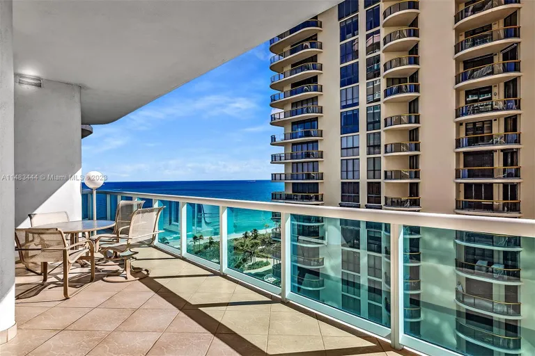 New York City Real Estate | View 10101 Collins Ave, 11D +cabana | Listing | View 52