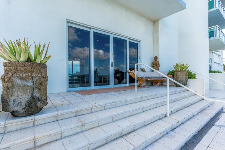 New York City Real Estate | View 6917 Collins Ave, L101 | Listing | View 8
