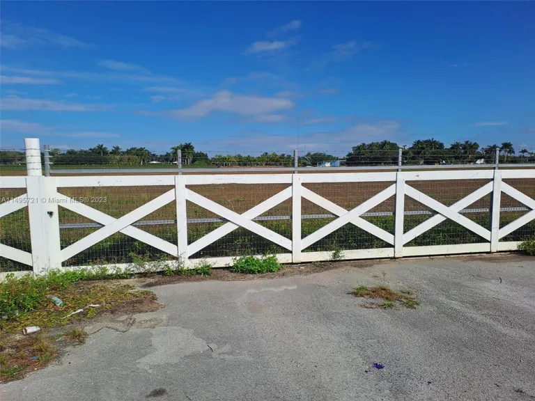 287xx Krome Ave, Homestead, FL 33030 Property for sale